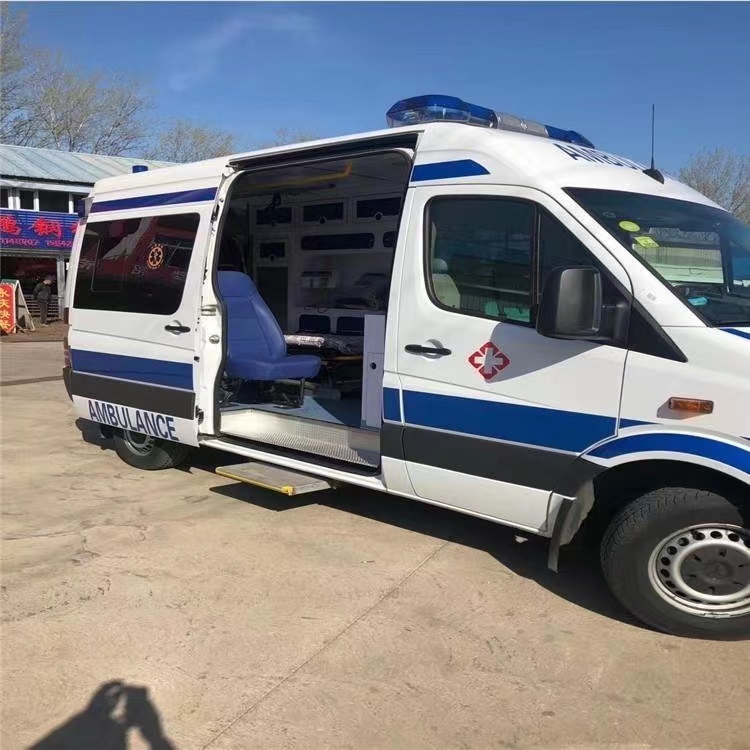 双鸭山私人长途救护车出租转院回家
